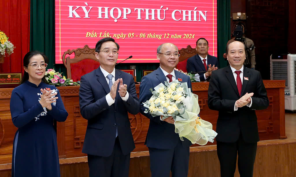 Bổ sung chức danh Phó Chủ tịch HĐND, Phó Chủ tịch UBND tỉnh, nhiệm kỳ 2021 - 2026